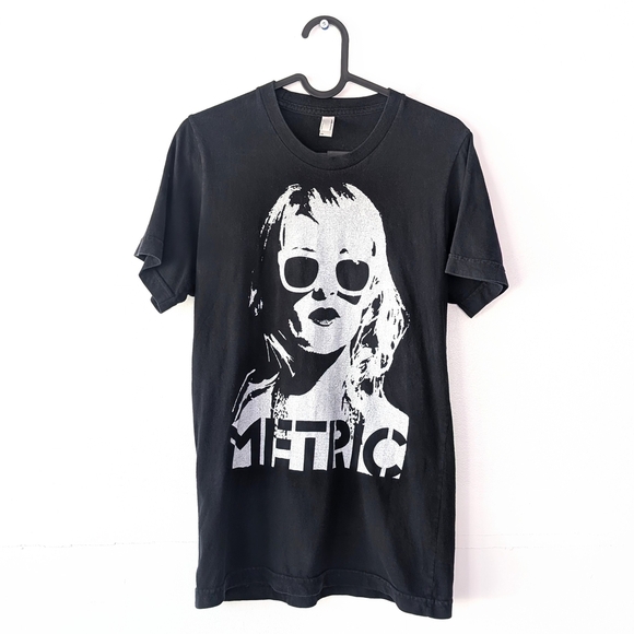 Metric Music Band Tshirt By American Apparel Short Sleeve - Size XS - Picture 1 of 6